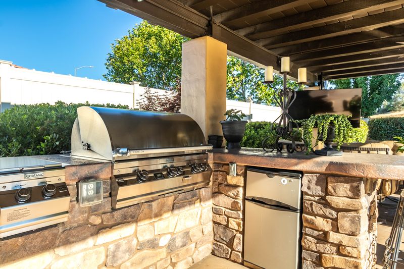 Outdoor Kitchen Outdoor Kitchen Construction
