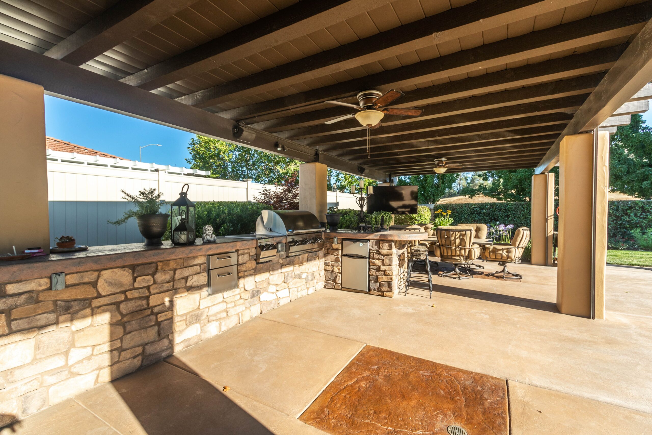 Outdoor Kitchen Construction Outdoor Kitchen Construction
